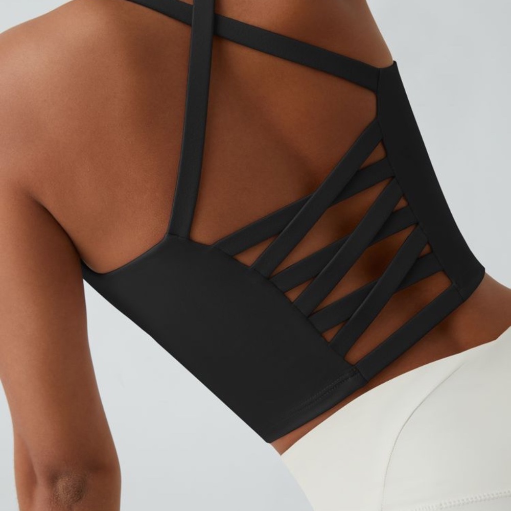 Halara Women's Cropped Yoga Black Tank Top - MED - NWT